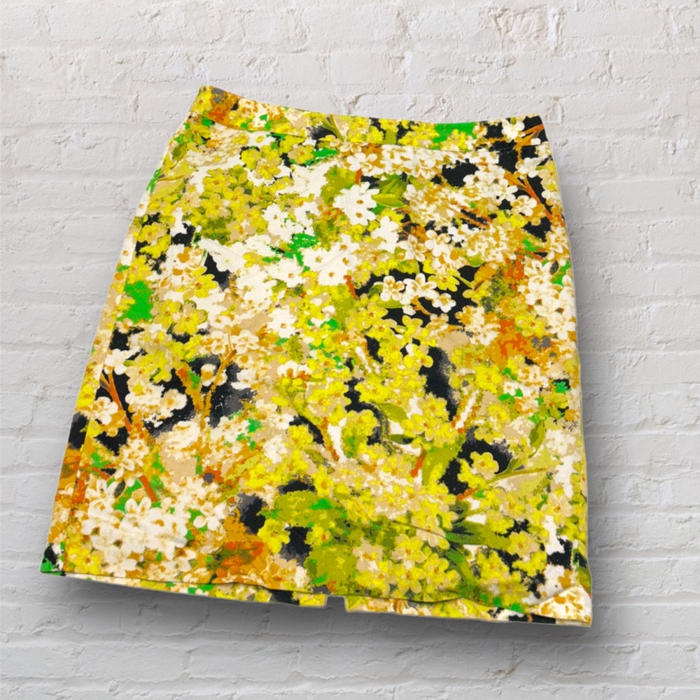Van Heusen Yellow Floral Mini Skirt Women’s Size 10